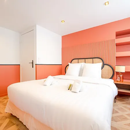 Cosy Flats- Notre Dame