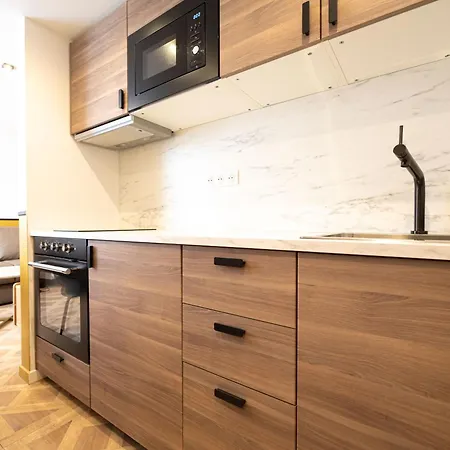 Cosy Flats- Notre Dame Apartmán *